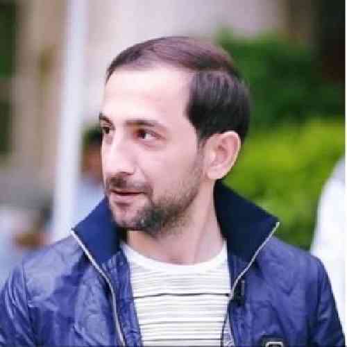 دانلود آهنگ اخه عاشقم اونا صادقم تورکان ولی زاده